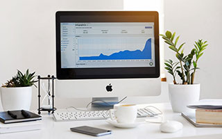 为什么阿斯顿马丁在路上如此罕见？深度揭秘背后原因